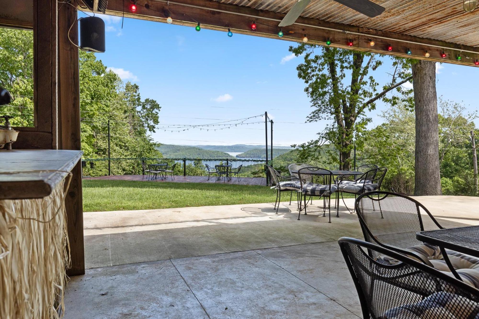 Roadrunner Inn And Log Cabins Eureka Springs Exterior photo